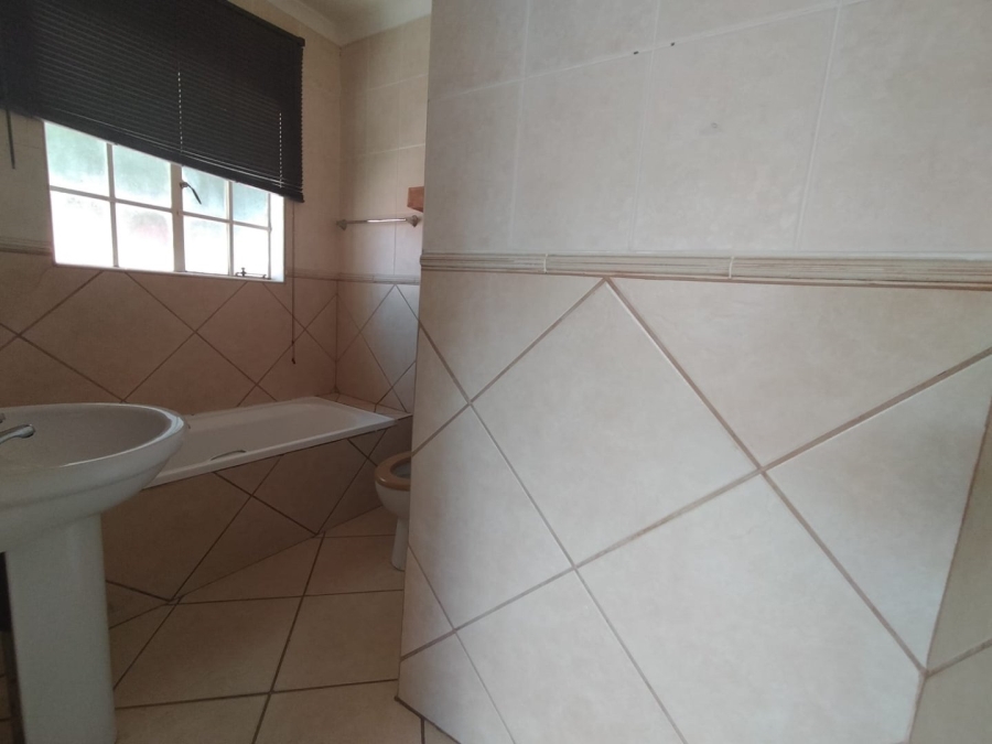 2 Bedroom Property for Sale in La Hoff North West